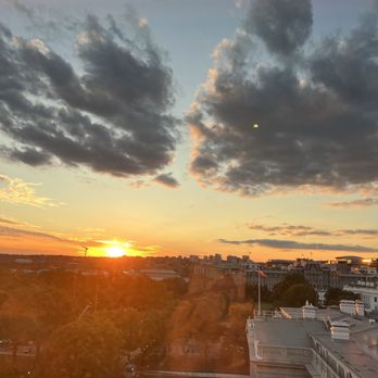 VUE Rooftop - New American Near Me - Washington, DC, District of Columbia