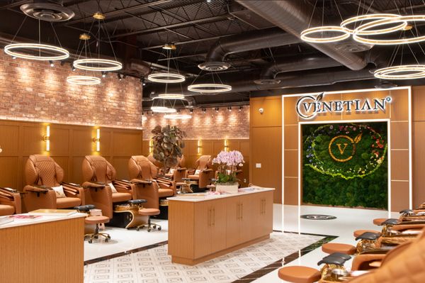 The Venetian Nail Spa by null