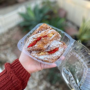 Cream Pan - Strawberry Croissant - Bakeries Near Me - Tustin, California