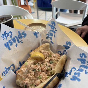 Splash Cafe - Shrimp po boy - American Near Me - Pismo Beach, California