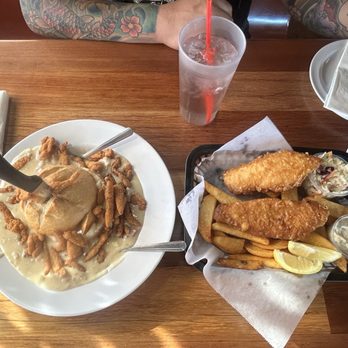 The Chowder Barge - Triple Chowder Bread Bowl and  Fish & Chips - Seafood Near Me - Wilmington, California
