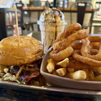 Burger Bench - Smokehouse burger with half fries and half onion ring - American Near Me - Escondido, California