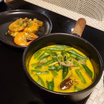 Nalka by The Muse Hotel - Shrimp in garlic butter and Ginatan vegetables - Seafood Near Me - Boracay, AKL