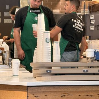 Starbucks - Coffee & Tea Near Me - Burlingame, California