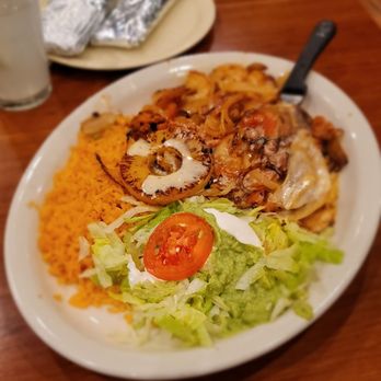 Los Tres Amigos - Los Tres Amigos - Mexican Near Me - Waukee, Iowa Los Tres Amigos - Los Tres Amigos - Mexican Near Me - Waukee, Iowa