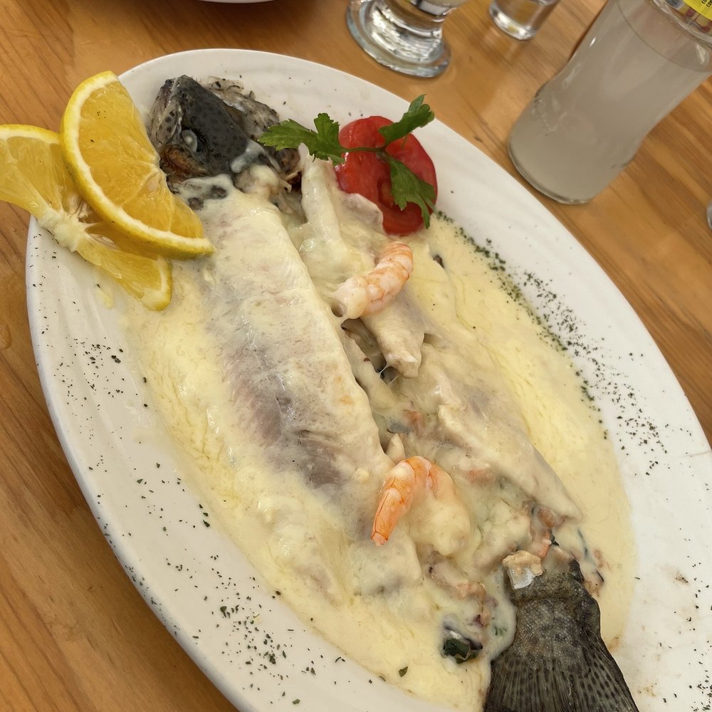 Los Pericos - Trucha con queso - Breakfast & Brunch Near Me - Valle de Bravo, MEX Los Pericos - Trucha con queso - Breakfast & Brunch Near Me - Valle de Bravo, MEX