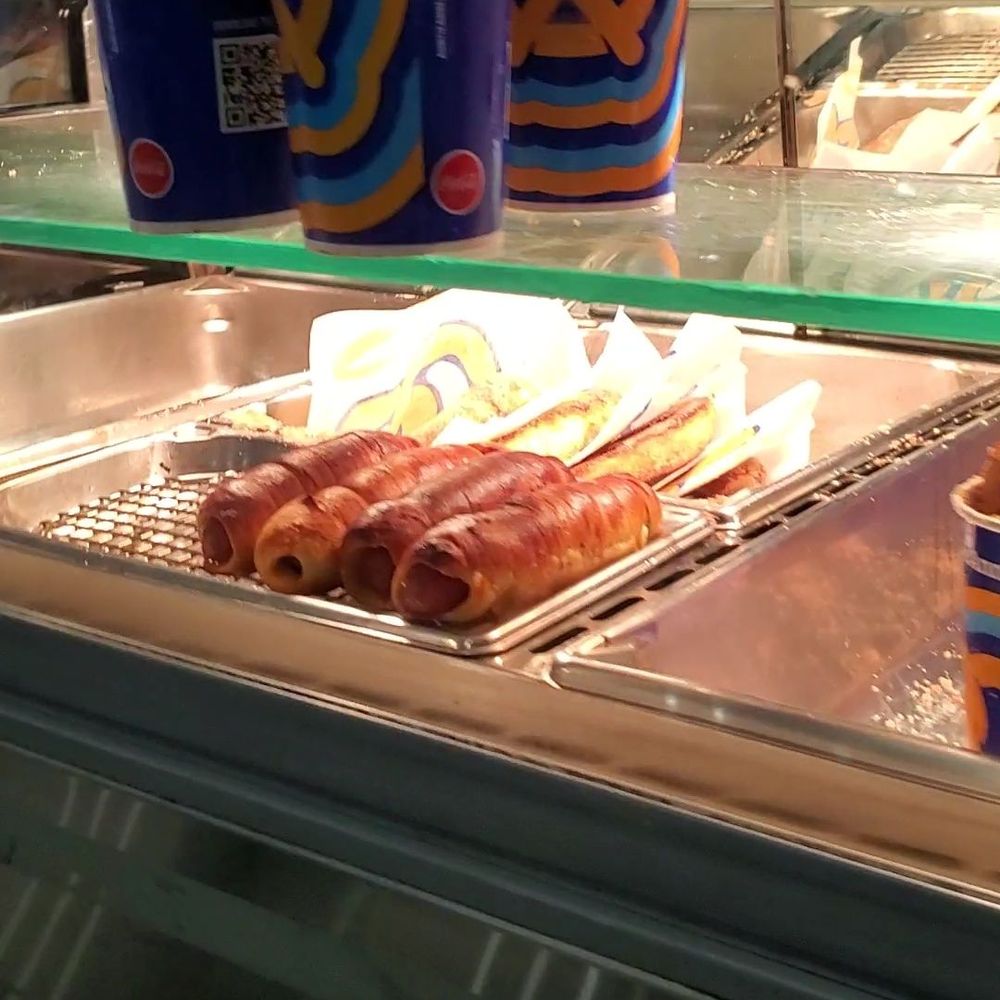 Auntie Anne's - Pretzels Near Me - Chicago, Illinois Auntie Anne's - Pretzels Near Me - Chicago, Illinois