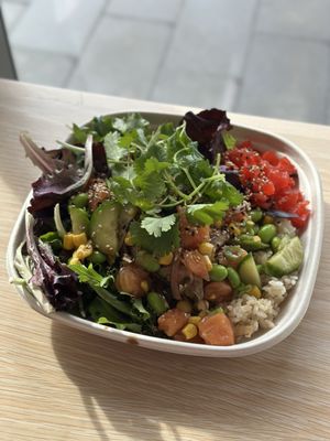 Olia Poke & Tea by null