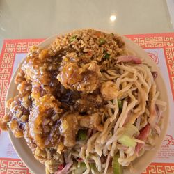 Lee’s Chinese Kitchen - My food came out very quickly.