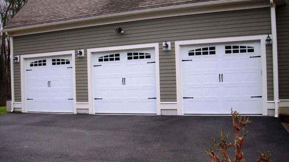 Paton Garage Door - Garage Door Contractor in Fowlerville, MI