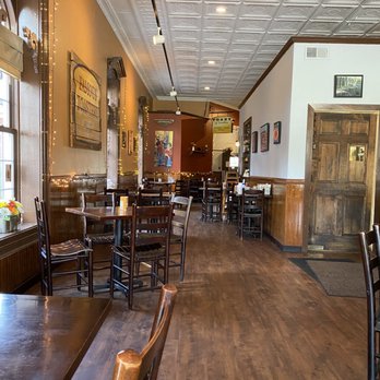 Famous Toastery - Inside the restaurant - Breakfast & Brunch Near Me - Davidson, North Carolina Famous Toastery - Inside the restaurant - Breakfast & Brunch Near Me - Davidson, North Carolina