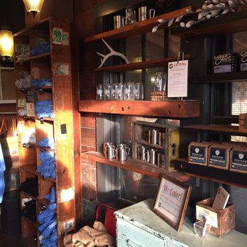 Common Grounds - Inside deco - Coffee & Tea Near Me - Waco, Texas