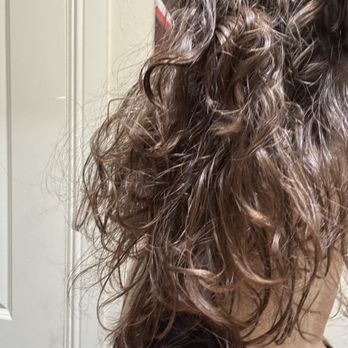 The Color Lounge - The bottom layers of my hair going from relaxed and smooth to wavy. Not exactly curly. No product no heat. - Hair Salons Near Me - Fairfax, California The Color Lounge - The bottom layers of my hair going from relaxed and smooth to wavy. Not exactly curly. No product no heat. - Hair Salons Near Me - Fairfax, California
