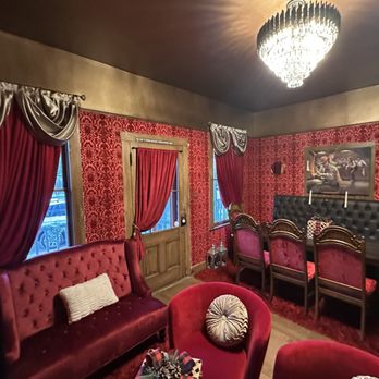 Big Nose Winery - Wine Tasting Room Near Me - Temecula, California
