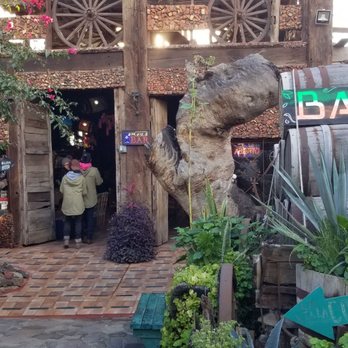 La Carreta Baja - Bars Near Me - Rosarito, BCN