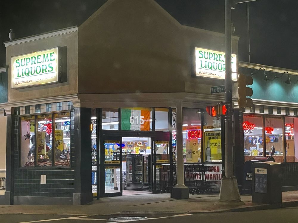 SUPREME LIQUORS Updated September 2024 32 Reviews 615 Hancock St