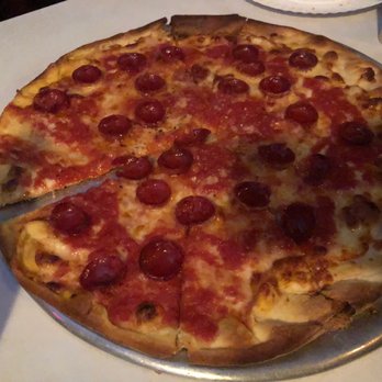 Lee's Tavern - Pizza Near Me - Staten Island, New York Lee's Tavern - Pizza Near Me - Staten Island, New York