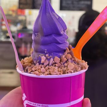 Niu Soft Serve - Kulolo Sundae - Desserts Near Me - Honolulu, Hawaii Niu Soft Serve - Kulolo Sundae - Desserts Near Me - Honolulu, Hawaii