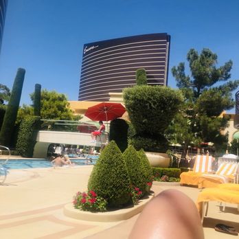 The Pool at Wynn - Swimming Pools Near Me - Las Vegas, Nevada