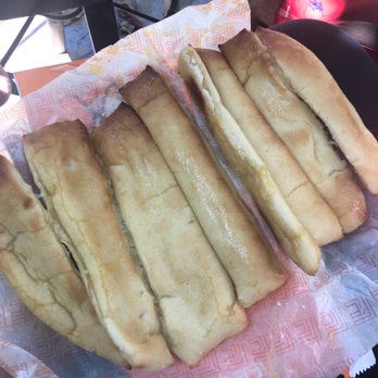 Little Caesars - Pizza Near Me - Lakewood, California Little Caesars - Pizza Near Me - Lakewood, California