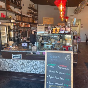 Oromo Cafe - Coffee & Tea Near Me - Chicago, Illinois