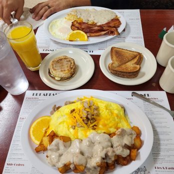 Mary Mary's Cafe - Coffee & Tea Near Me - Spanaway, Washington