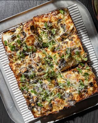 DropTop Pizza by null