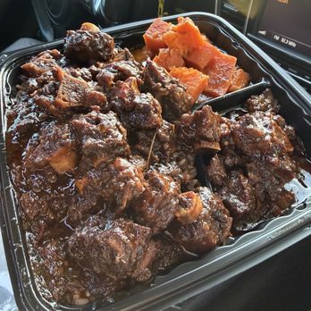 Rude Jerk Kitchen - Oxtail Plate with Yams - Caribbean Near Me - Perris, California