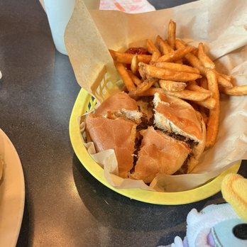 West Cobb Diner - Hamburger - Diners Near Me - Marietta, Georgia West Cobb Diner - Hamburger - Diners Near Me - Marietta, Georgia