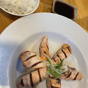 Ju Hachi - Sushi Bars Near Me - Sacramento, California