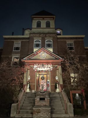The Roosevelt Inn by null