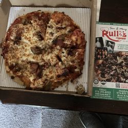 Rulli's - 9" Meat Lovers pizza