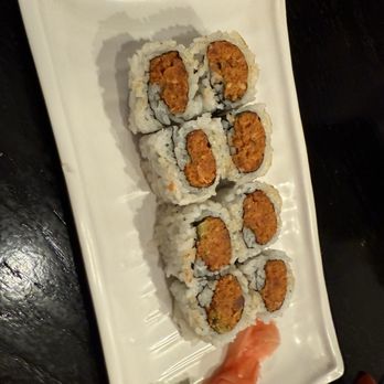 iZen's Drunken Bento - Hot mama roll - Sushi Bars Near Me - Cincinnati, Ohio iZen's Drunken Bento - Hot mama roll - Sushi Bars Near Me - Cincinnati, Ohio