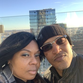 360 Rooftop Bar - Lounges Near Me - St. Louis, Missouri