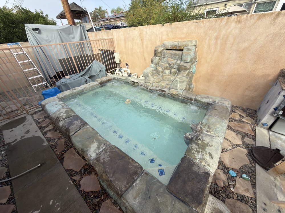 Magic pool & spa services Logo