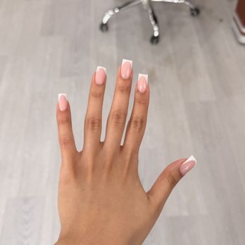 Nova Nail Spa - Nail Salons Near Me - Alexandria, Virginia