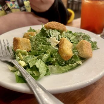Cheddar's Scratch Kitchen - Salad - American Near Me - Gainesville, Florida