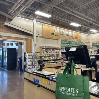 Sprouts Farmers Market - Grocery Near Me - Alhambra, California