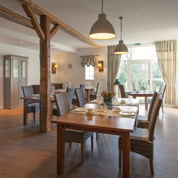 Restaurant Landhotel Rosenduft - Unser Speiseraum - German Near Me - Holzdorf, SH Restaurant Landhotel Rosenduft - Unser Speiseraum - German Near Me - Holzdorf, SH