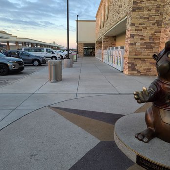 Buc-ee’s - Gas Stations Near Me - Mount Crawford, Virginia