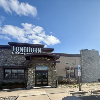LongHorn Steakhouse - Steakhouses Near Me - Liverpool, New York
