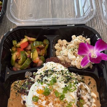 Luna's Lunpias - Loco moco with rice - Filipino Near Me - Poway, California Luna's Lunpias - Loco moco with rice - Filipino Near Me - Poway, California