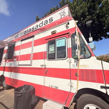 Leonard's Malasada Mobile Truck - Food Trucks Near Me - Honolulu, Hawaii Leonard's Malasada Mobile Truck - Food Trucks Near Me - Honolulu, Hawaii