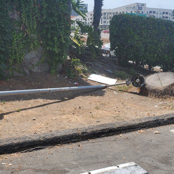 Herc Rentals - Knocked down on day of delivery - Machine & Tool Rental Near Me - Anaheim, California