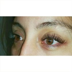 Beauty By Linda - Classic lashes