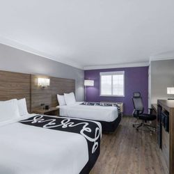 La Quinta Inn by Wyndham Kansas City Lenexa - Guest room
