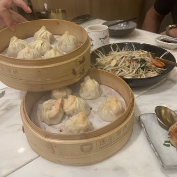 Supreme Dumplings - Shanghainese Near Me - Honolulu, Hawaii Supreme Dumplings - Shanghainese Near Me - Honolulu, Hawaii