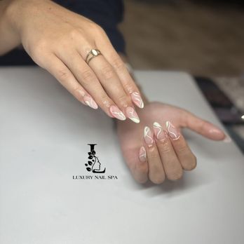 Luxury Nail & Spa - Nail Salons Near Me - Wheeling, Illinois