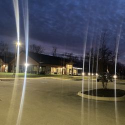 Hosparus Health Grief Counseling Center - Views of building approaching from parking lot during January, 2026