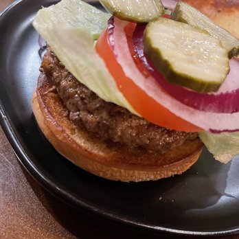 JC Raven Tap Cafe - Lamb burger - Pubs Near Me - Junction City, Oregon